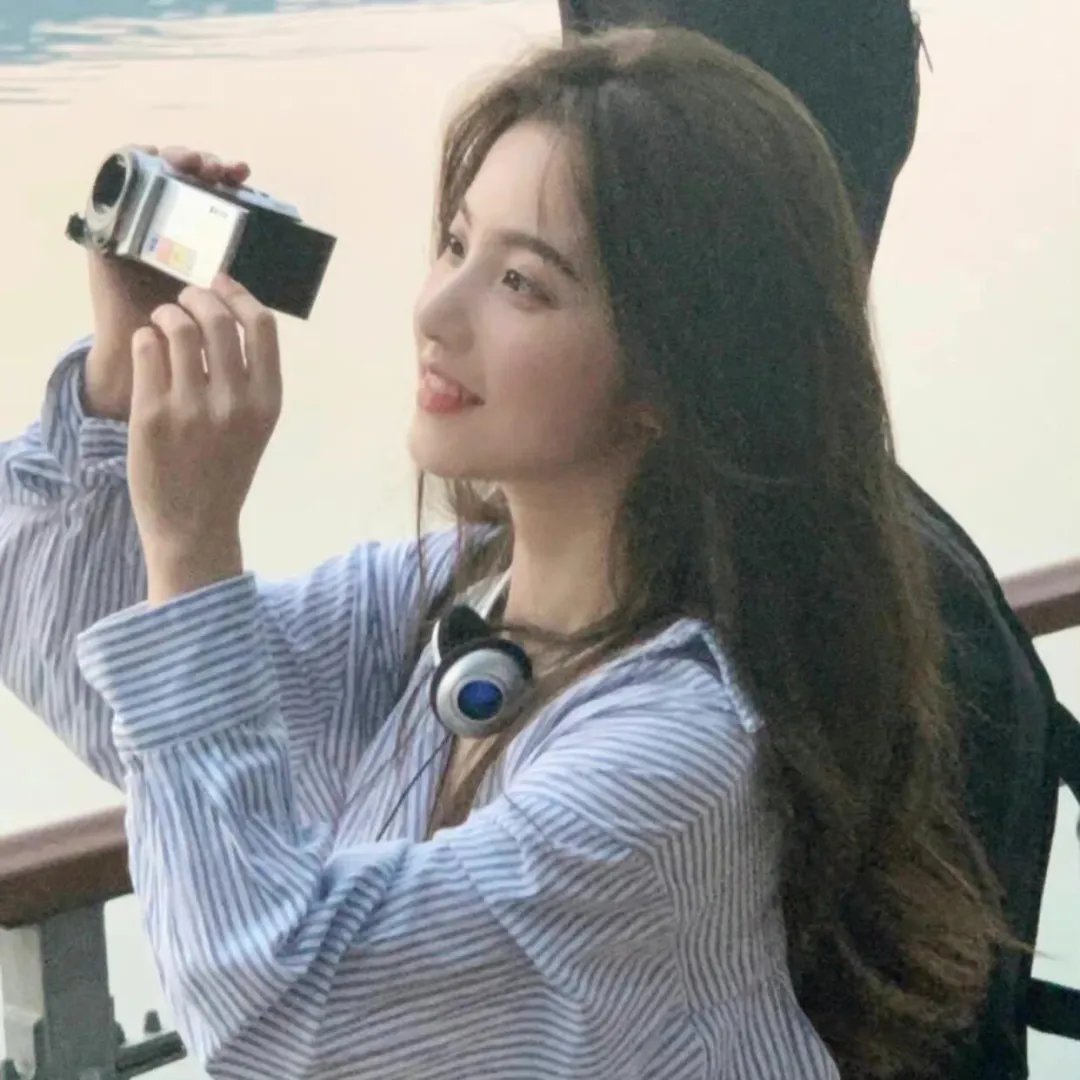 爱，来的刚好 海报